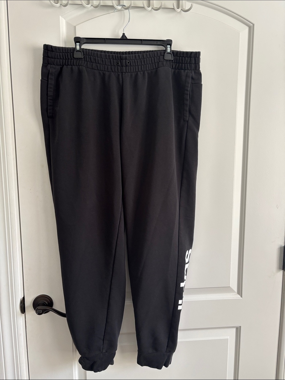 adidas Essentials Linear Training Pants Men's 2XL Black Cuffed Logo Athletic